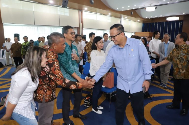 MENTERI EDHY : PERMEN KP HARUS BERDASARKAN KAJIAN ILMIAH