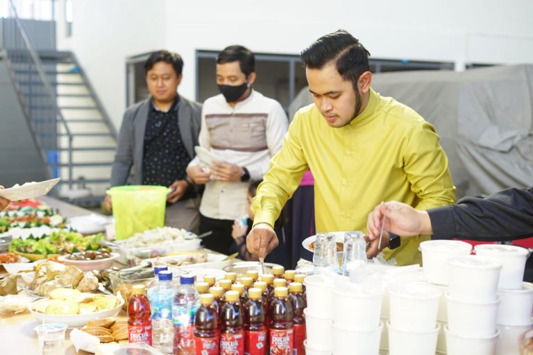 Owner Juragan 99 Gelar Open House Bersama Keluarga Secara Virtual