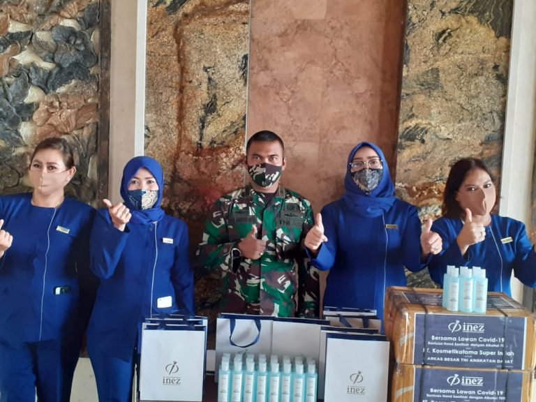 Dapat Bantuan 500 Gel Hand Sanitizer, Denma Mabesad Ucapkan Terima kepada Inez Kosmetik