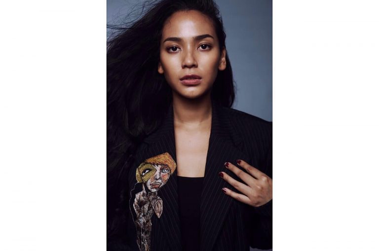 Reyna Venska Pesan dan Kesan Film Realis