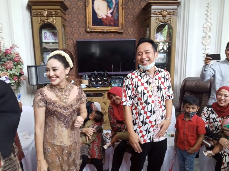 Monica Soraya Angels Baby: Lagu, Bayi, dan Bisnis