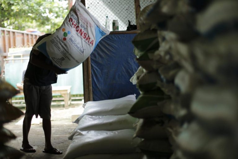 PUPUK INDONESIA PERKUAT STOK PUPUK DI JAWA TIMUR