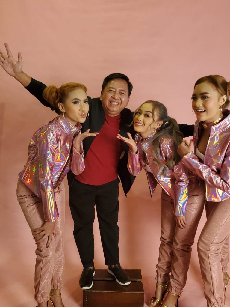 Trio Macan Mengejar Panggung Tapi Ada Pandemi