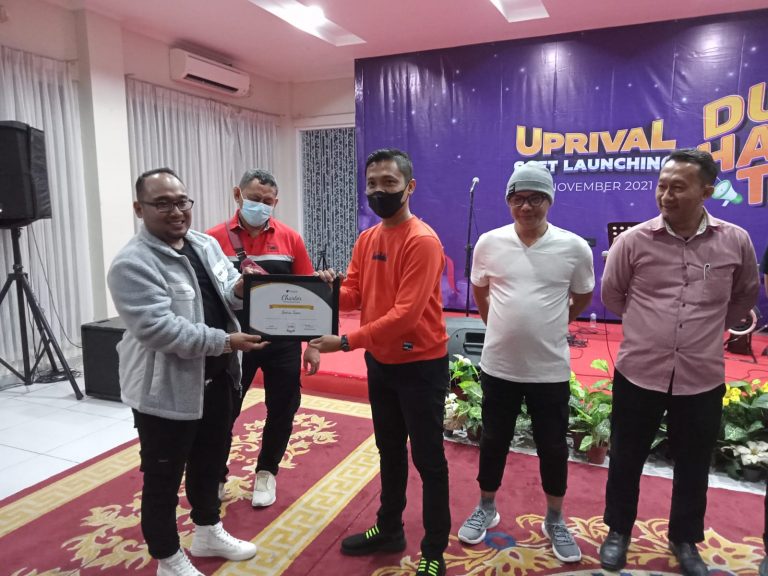 Uprival Pionir Sebagai Jembatan dan Fasilitas