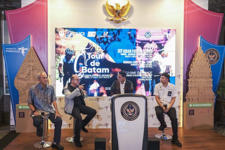 Sandiaga Uno Dukung Balap Sepeda Tour de Batam Tingkatkan Daya Tarik Wisatawan