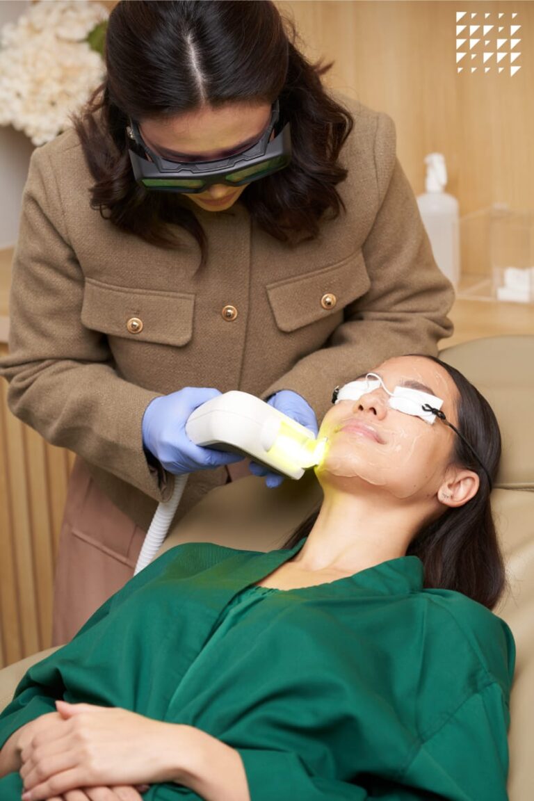 perawatan dengan laser dan booster