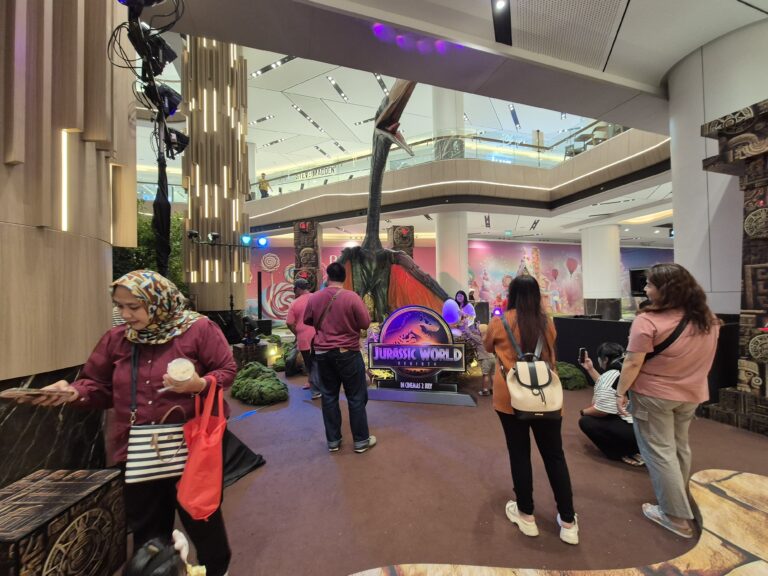 Puaskan Waktu Liburan Seru Berpetualang Bersama Jurassic World Rebirth di Pakuwon Mall Bekasi