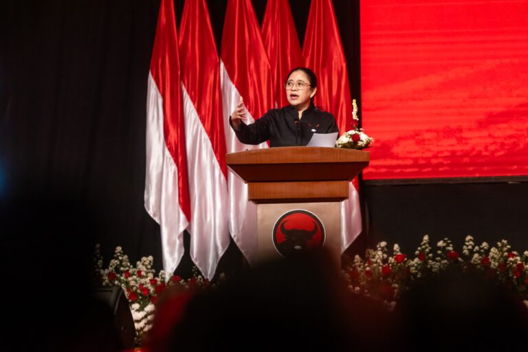 Puan Ingatkan Seluruh Anggota Legislatif PDIP Solid Bekerja Untuk Rakyat