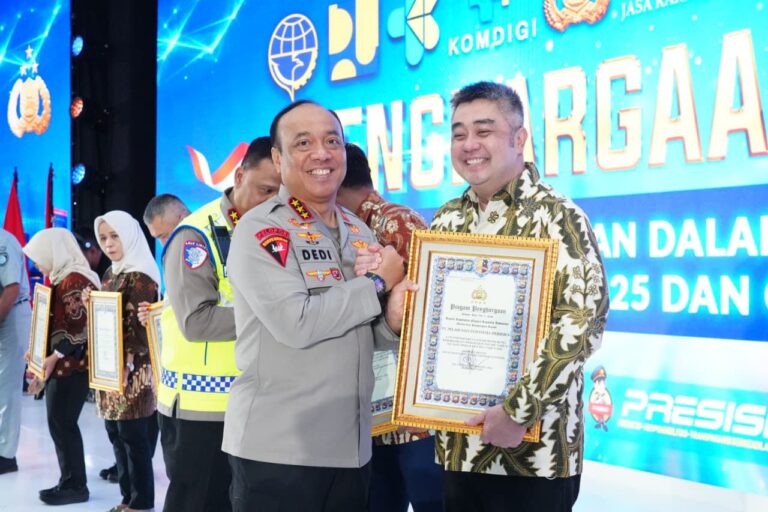 PenghargaanPolri Kepada Kementerian dan Lembaga Pendukung Operasi Ketupat 2026.