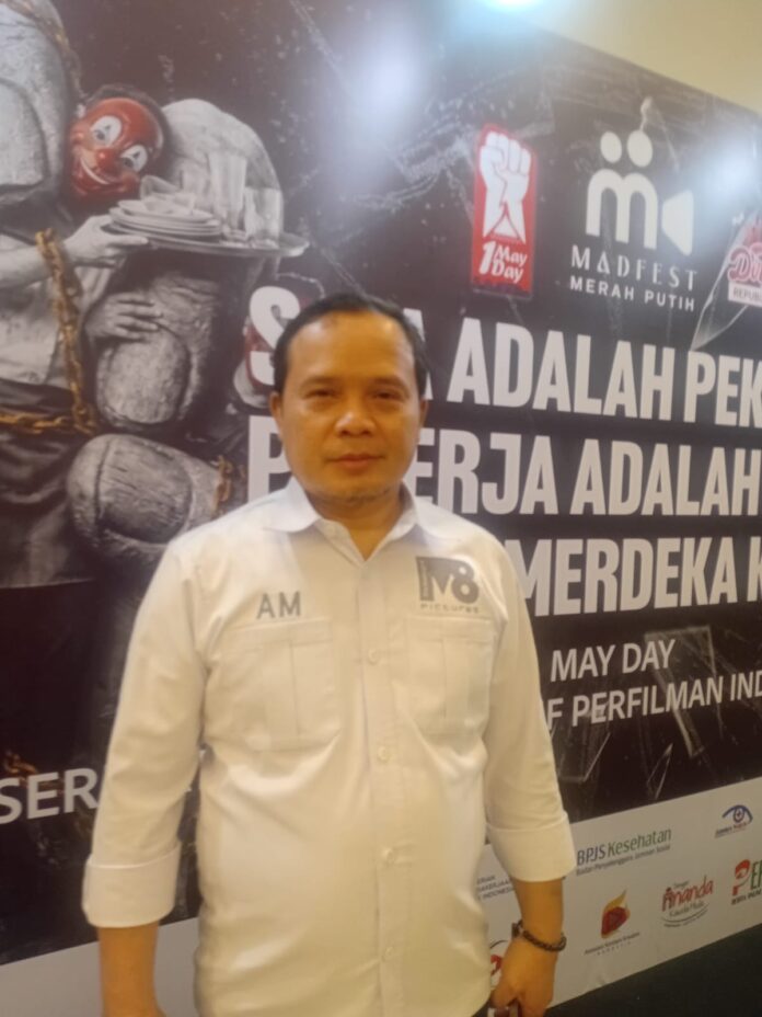 Ko Amirullah,Produser Film GhostBuzzer